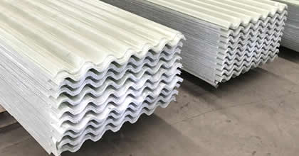 Wellplatten aus glasfaserverstärkten Polyester GFK