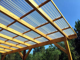 Terrassendach mit Wellplatten aus Plexiglas 3mm Stärke - Struktur - wabe-farblos