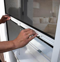 Insektenschutz-Rollosysteme für Fenster und Türen