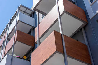 Balkonverkleidung mit Alu-Verbundplatten